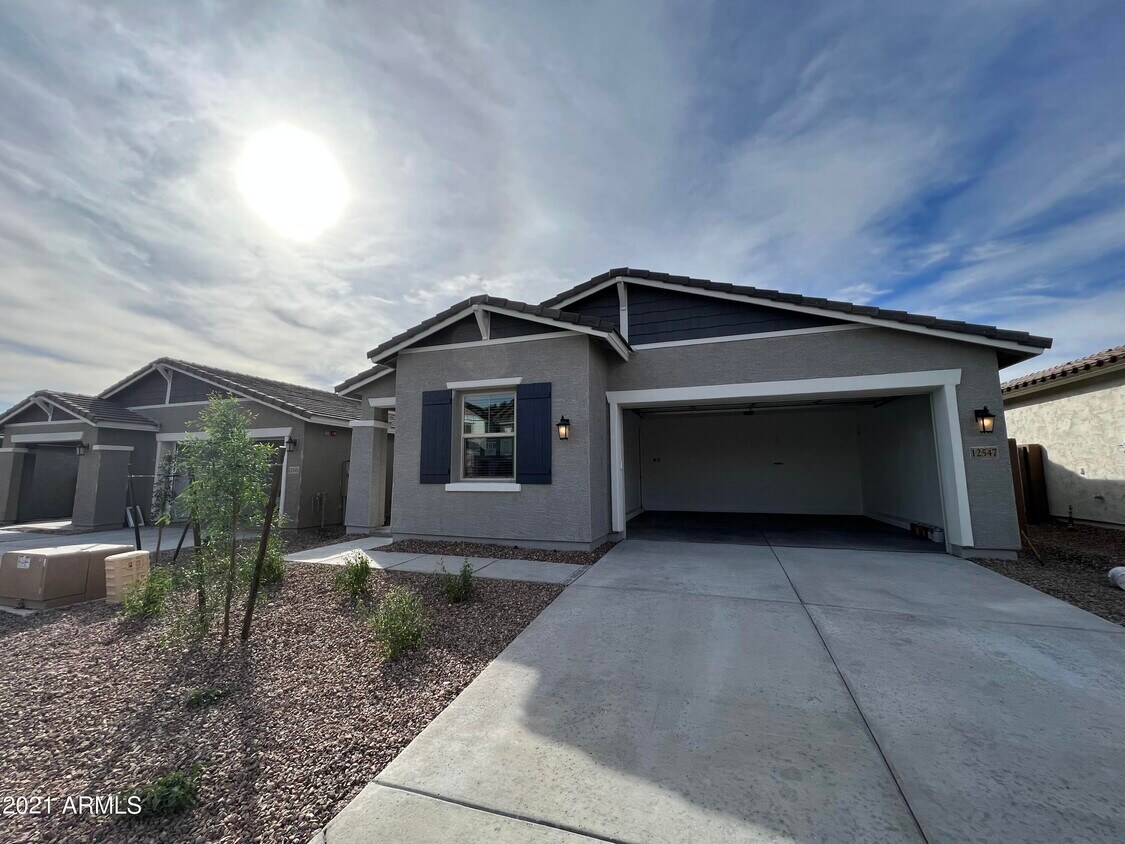 Primary Photo - 12547 W Calle De Sol