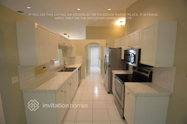 Foto del edificio - 7570 NW 47th Ave