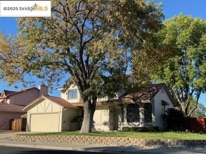 Building Photo - 790 Valley Green Dr