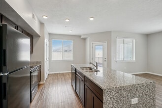 Building Photo - The Fields at Timpanogos