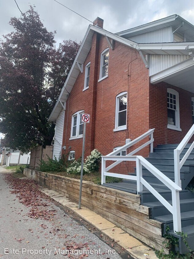 Primary Photo - 2 br, 2 bath House - 124 Ridge Ave.