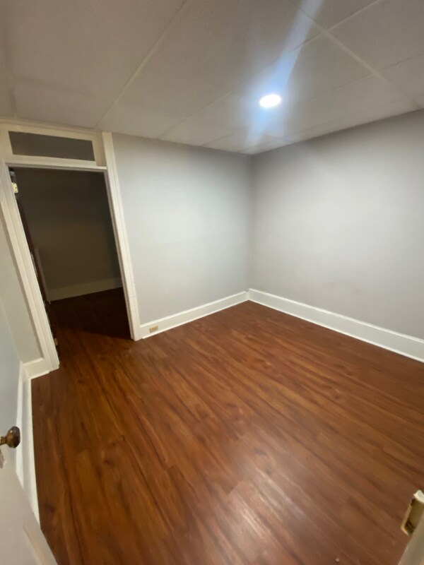 Foto del edificio - 423 E Main St