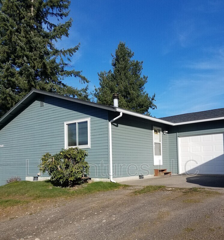 3560 Capstone Ave, Bremerton, WA 98310 Condo for Rent in Bremerton