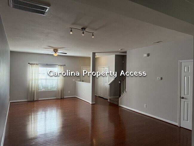 Foto del edificio - 108 Pilot Ct