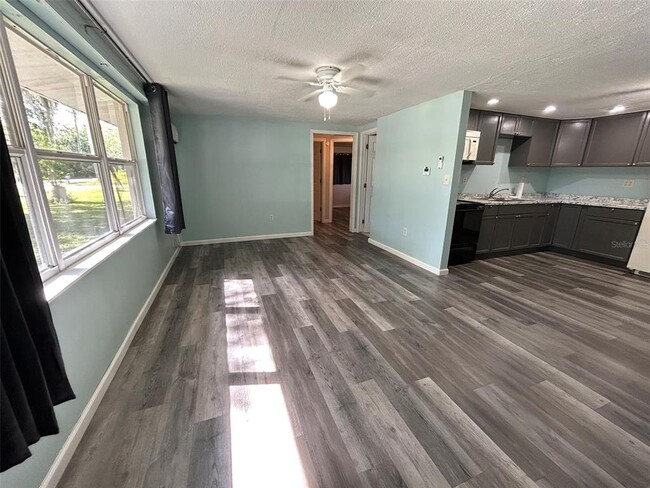 Foto del edificio - 4722 Fairway Dr S