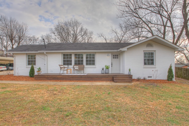 Photo - 131 McBratney Dr House