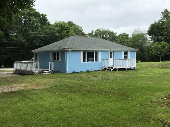 Building Photo - 224 Ashaway Rd