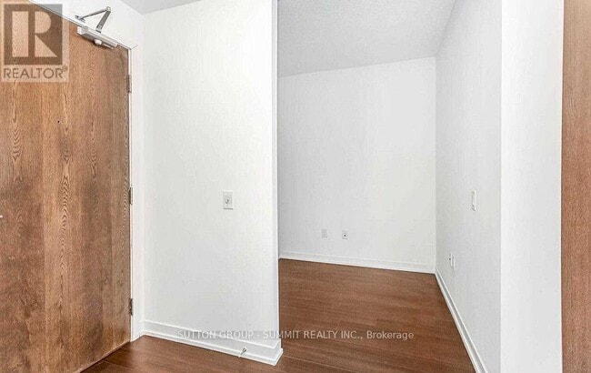 Building Photo - 2560 Eglinton Ave W