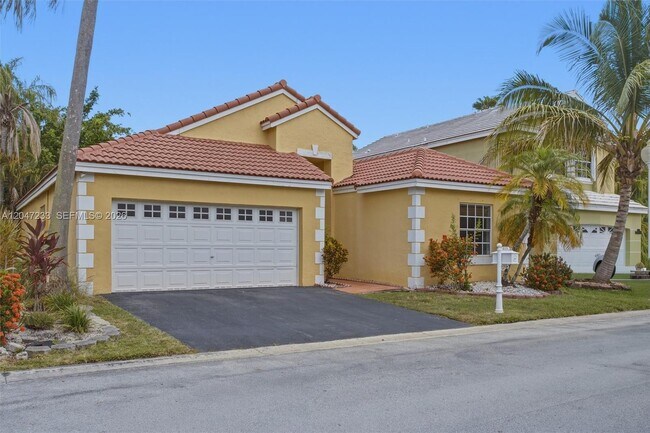 Foto del edificio - 411 Bermuda Springs Dr