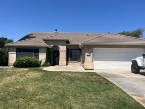 Building Photo - 2718 Zion Way