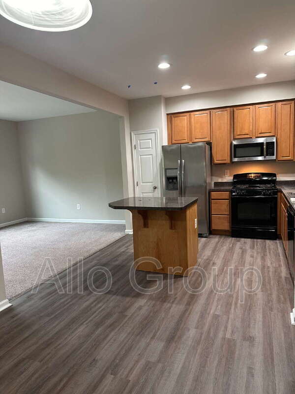 Foto del edificio - 205 Arctic Ln