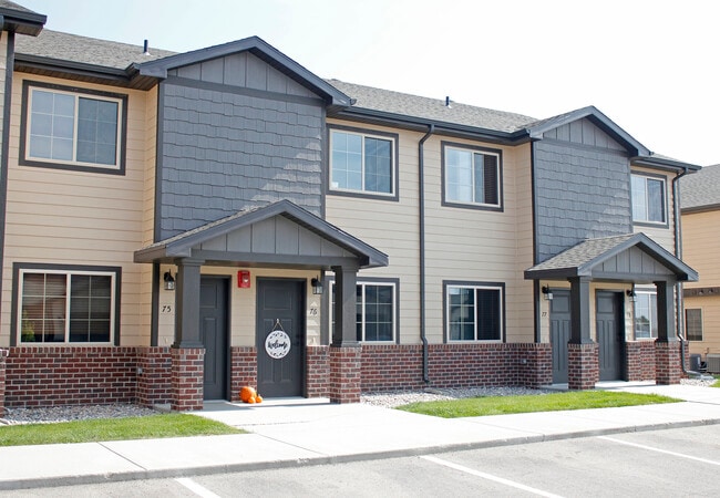 Building Photo - 430 Honor Dr