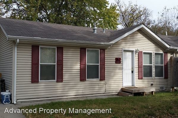 3 br, 2 bath House - 412 S. Manhattan Ave. photo'