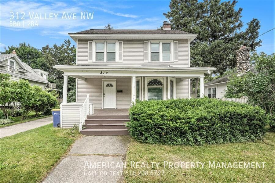 Foto principal - 312 Valley Ave NW
