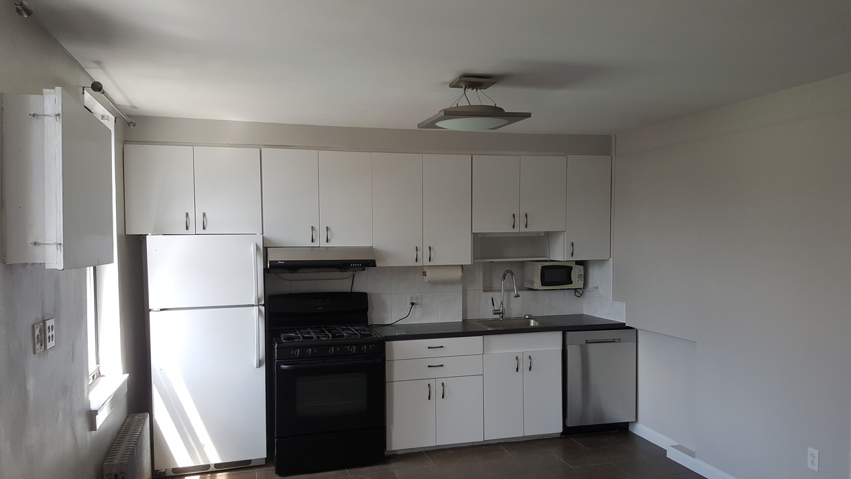 Foto principal - 14 Skillman Ave