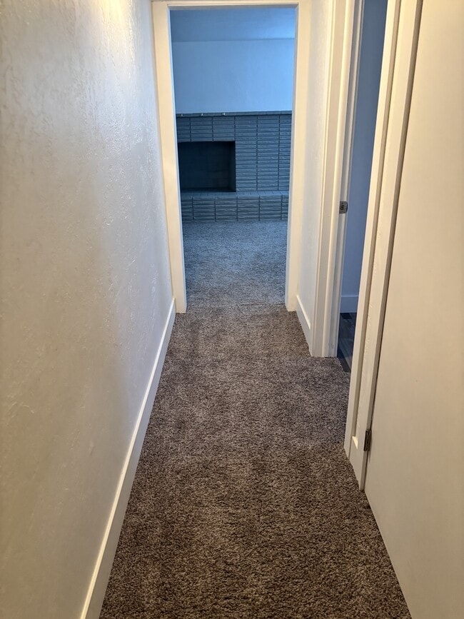 Foto del edificio - 672 S 3000 W