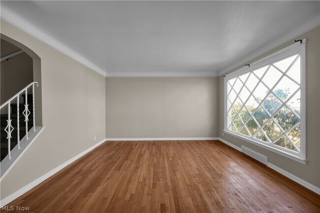 Foto del edificio - 3794 Salisbury Rd