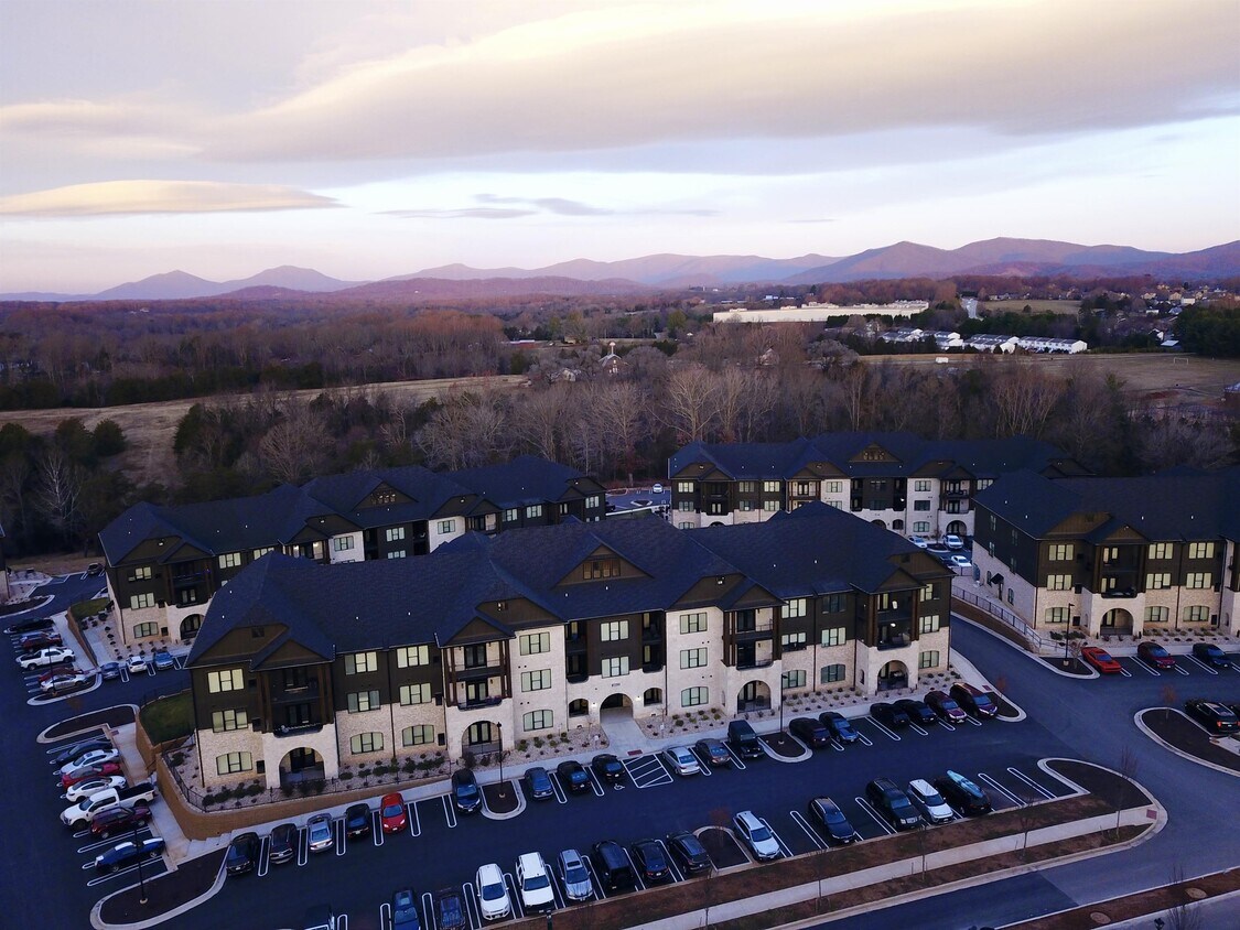 1049 N Westyn Lp Unit 207, Forest, VA 24551 Apartment for Rent in