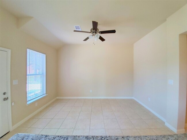 Foto del edificio - 4214 Weaver Rd