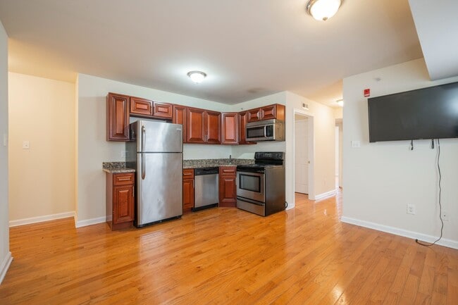 Building Photo - 1519 N 16th St