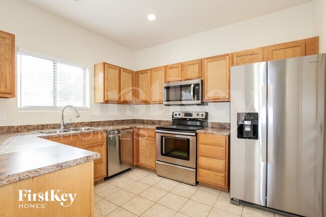 Foto del edificio - 5157 W Laurel Ave