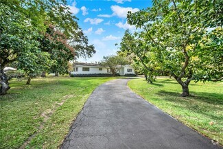 Building Photo - 9790 SW 136th St