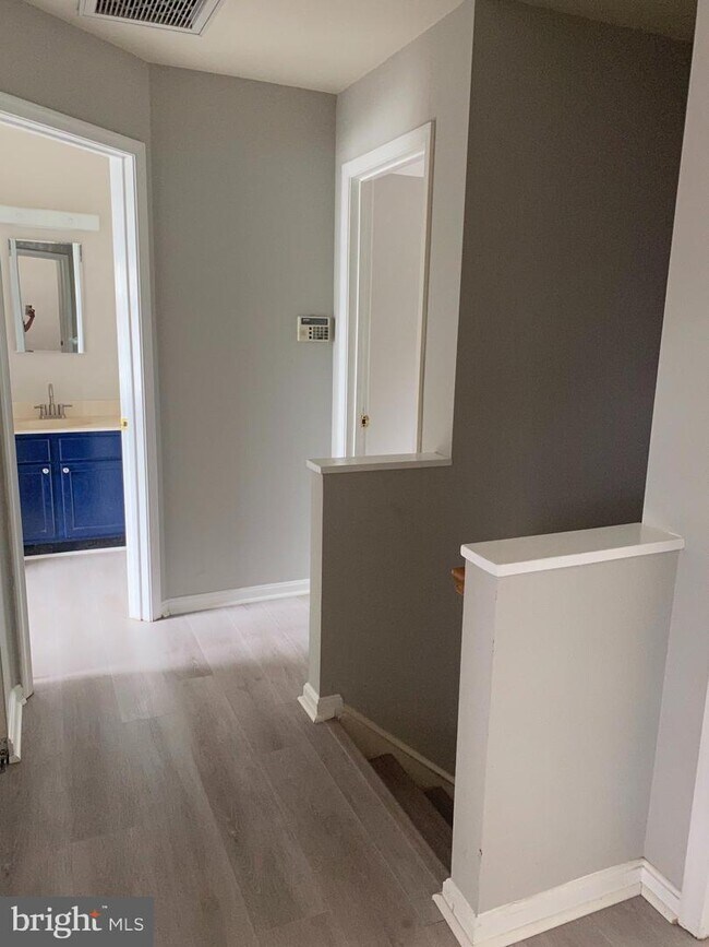 Foto del edificio - 824 10th St NE