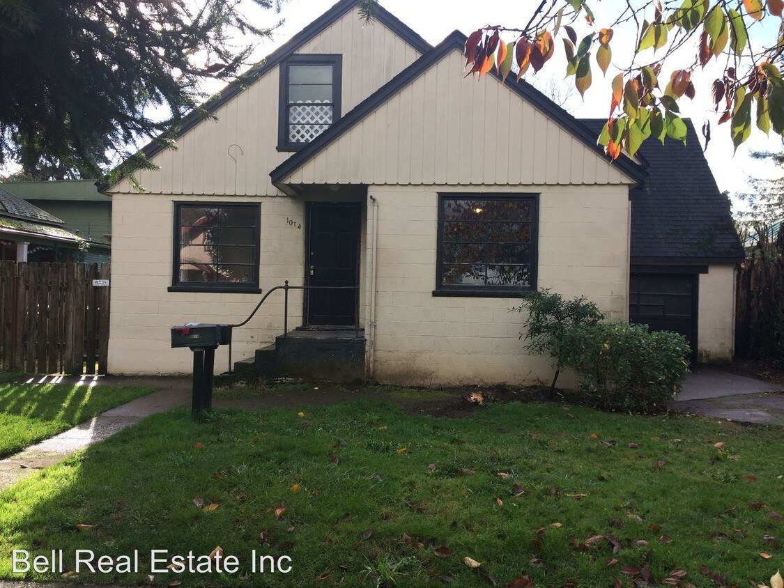 Foto principal - 1074 1/2 W 3rd Ave