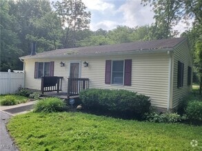 Building Photo - 6611 Lear Nagle Rd