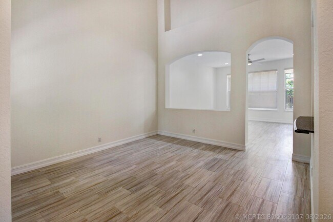 Foto del edificio - 5794 NW 119th Terrace