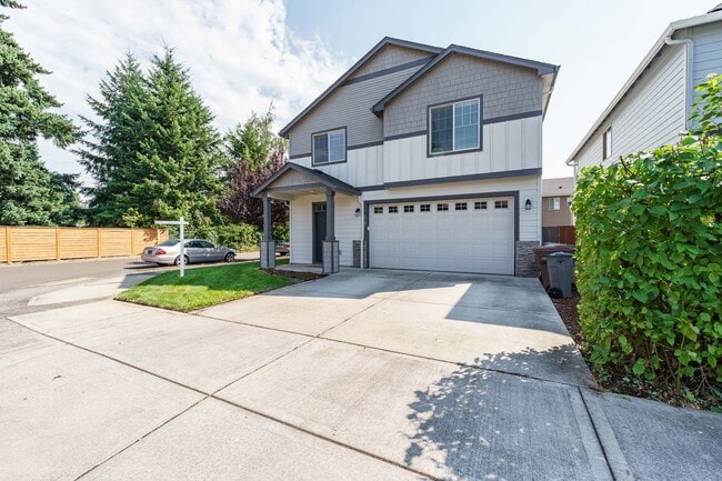 $500 Move In Special 3 Bedroom 2.5 Bath -... - $500 Move In Special  3 Bedroom 2.5 Bath -... House