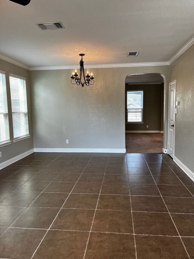 Building Photo - 3 br, 2.5 bath House - 20547 Pindale Cliff