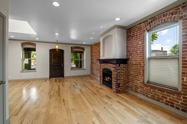 Foto del edificio - 1275 S Clayton St