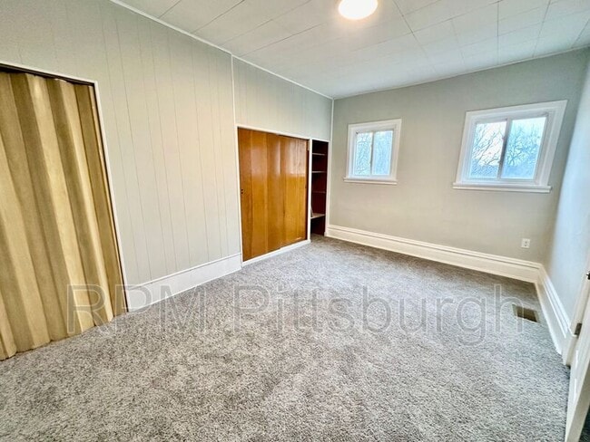 Building Photo - 1825 Rialto St