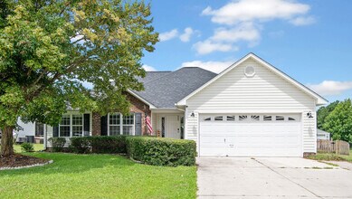 Building Photo - 202 Weeping Hollow Ct