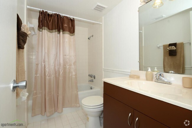 Bathroom Cabinets Lakeland Fl the lodge at woodlake rentals - lakeland, fl | apartments Bathroom Cabinets Lakeland Fl the lodge at woodlake rentals - lakeland, fl | apartments