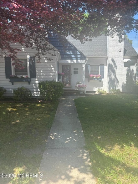 Building Photo - 1237 Sherman Ave
