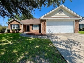Building Photo - 6 Fontenot Ct