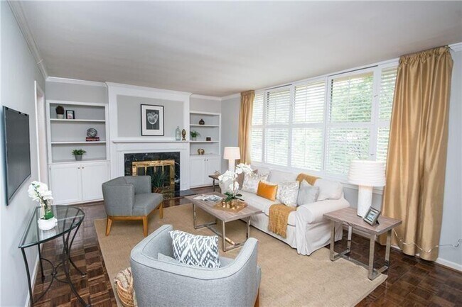 Foto del edificio - 2637 Peachtree Rd NE