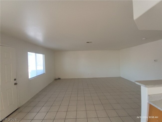 Building Photo - 6552 Wilma Ave