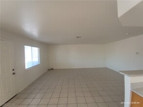 Building Photo - 6552 Wilma Ave