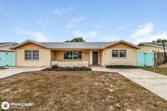 Primary Photo - 10911 Piccadilly Rd, Port Richey, FL 34668