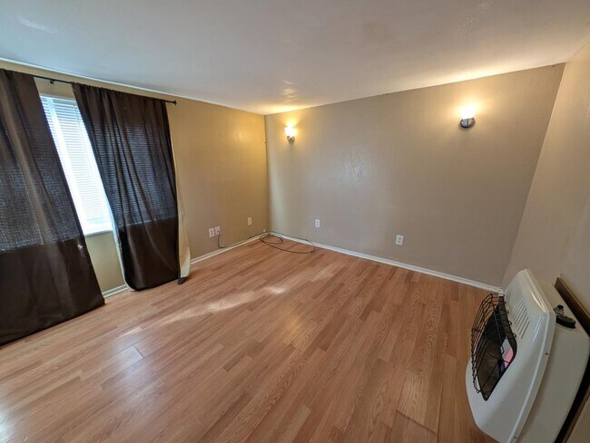 Foto del edificio - 1144 N 8th St