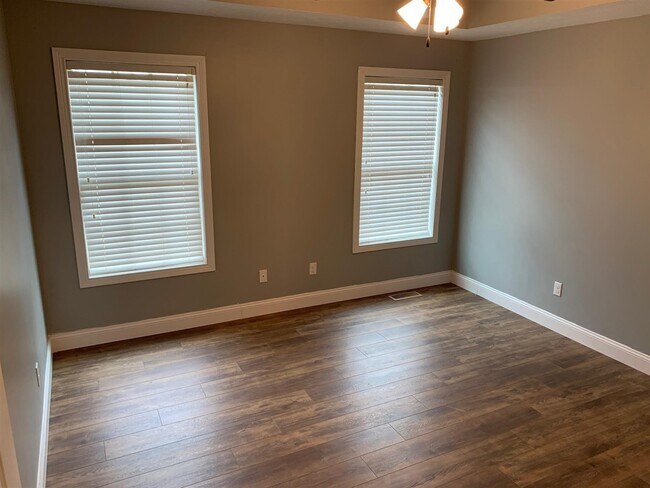 Building Photo - 2819 Gunsmoke Trail Way