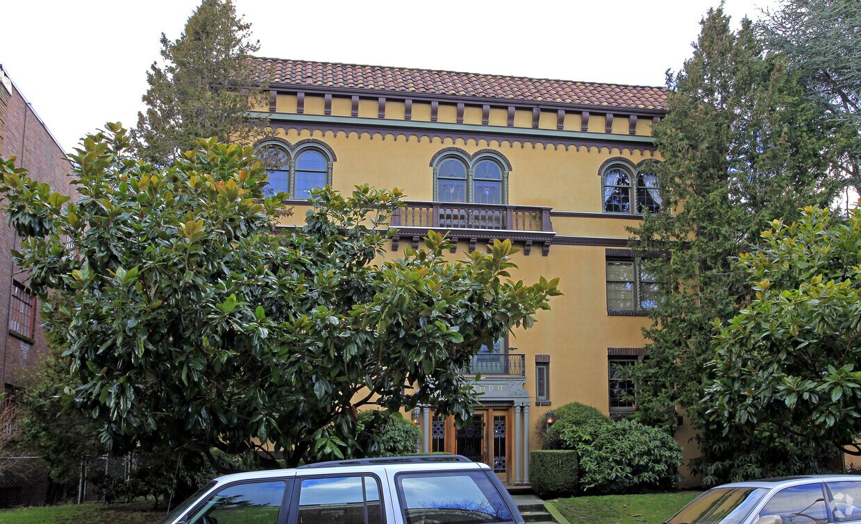 Foto principal - Carmona Apartments