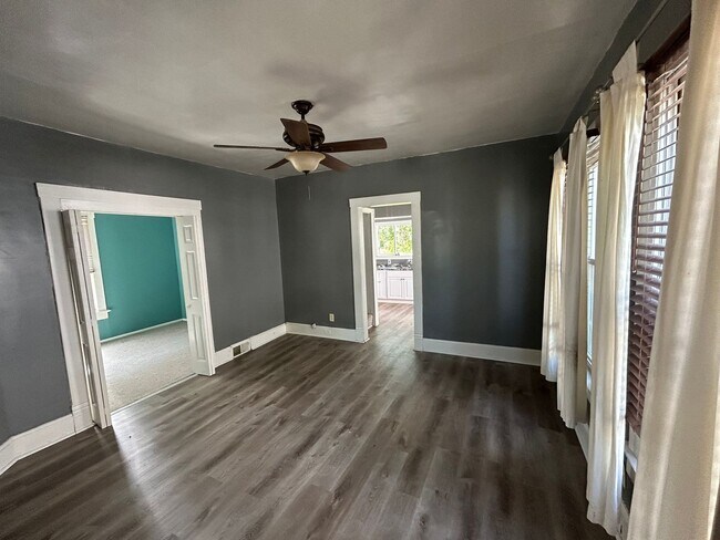 Foto del edificio - 3 bedroom Single Family House
