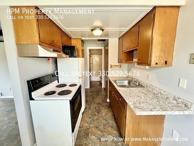 Building Photo - One Bedroom Apartment of Rent
