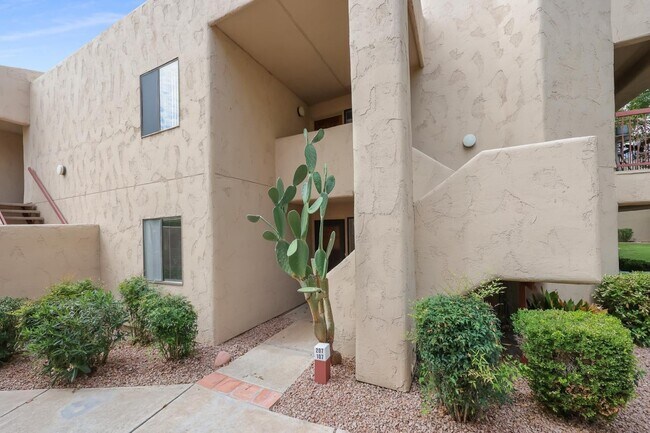 Foto del edificio - 9340 N 92nd St