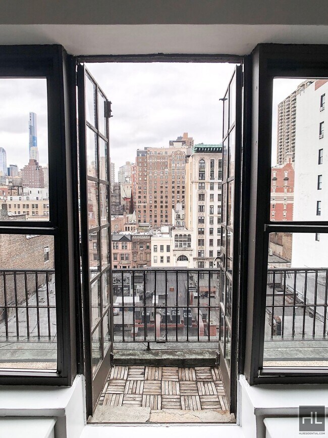 Foto del edificio - WEST 73 STREET