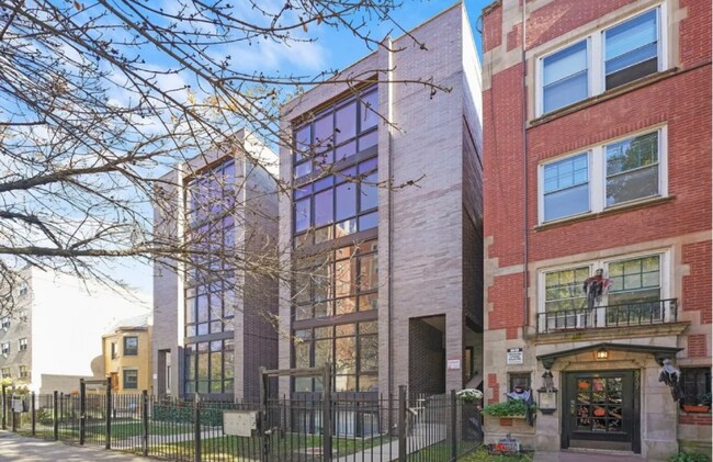 Foto del edificio - 5731 N Winthrop Ave